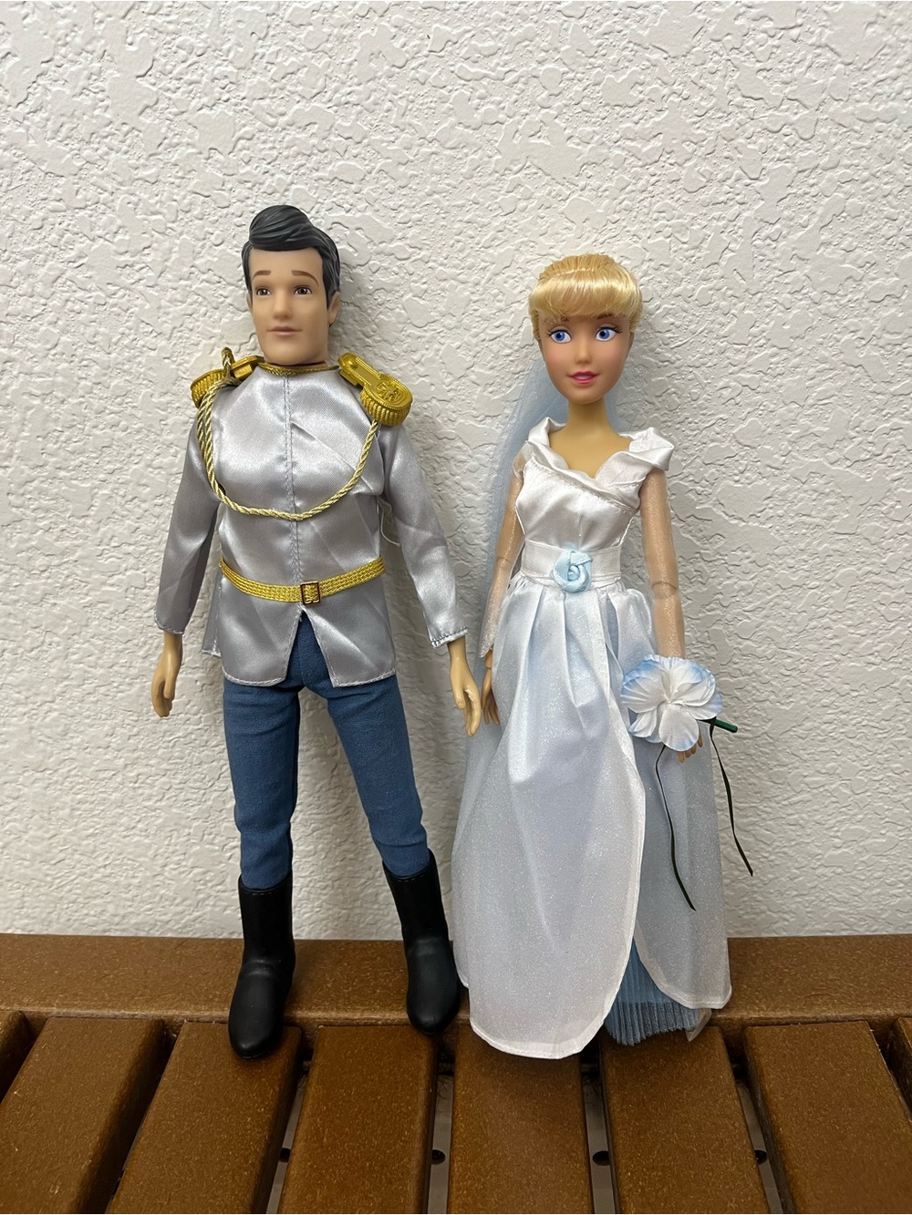 NWOT Disney Store Cinderella and Prince Charming Wedding dolls